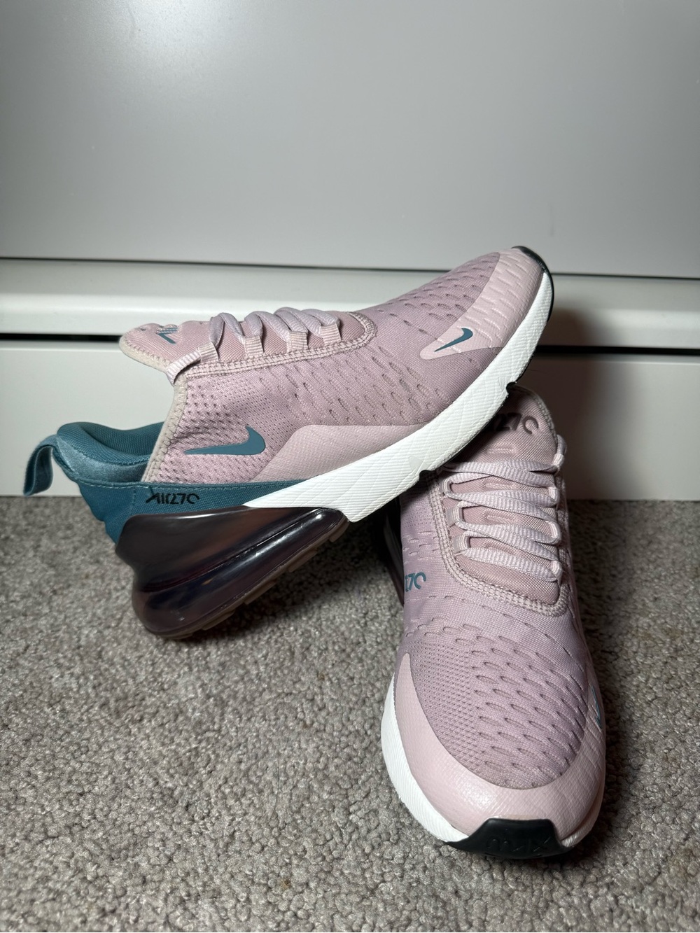 Nike Women’s Air Max 270 Sneakers - Pink with Teal Accents